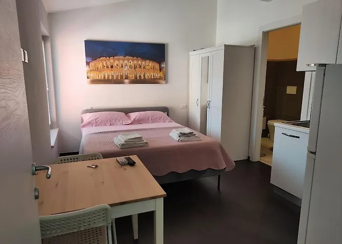 Studio Flat Verona 1
